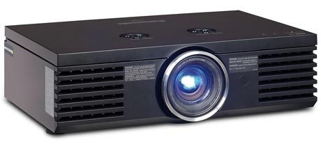 Máy chiếu Panasonic PT-AE4000